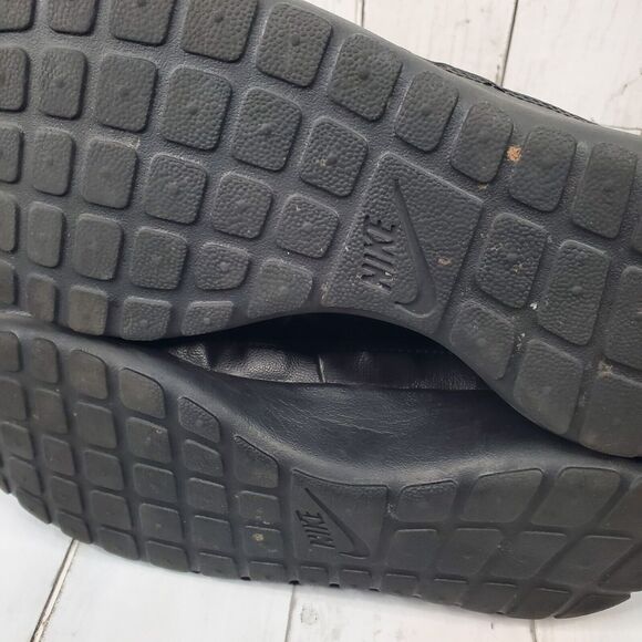 Nike Roshe One Hi Snow Boots Suede & Leather Women's Size 8.5 Black 807426 001 - Picture 15 of 16